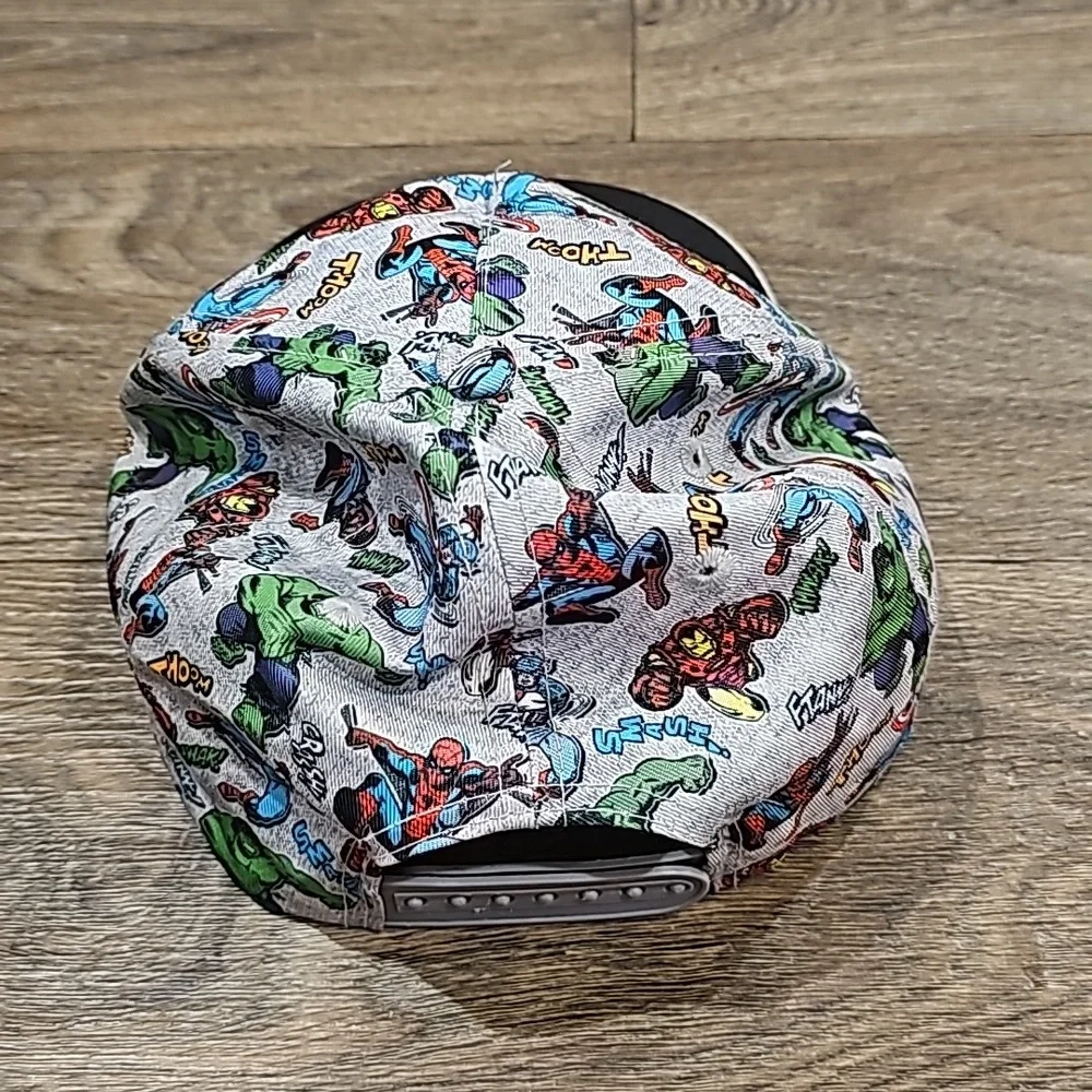 Marvel hats bundle of two size OSFM